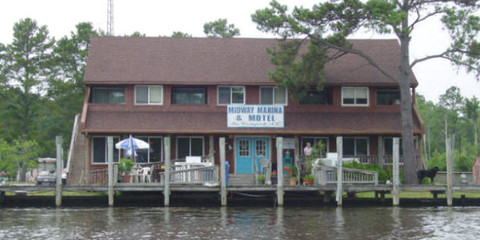 Midway Marina & Motel