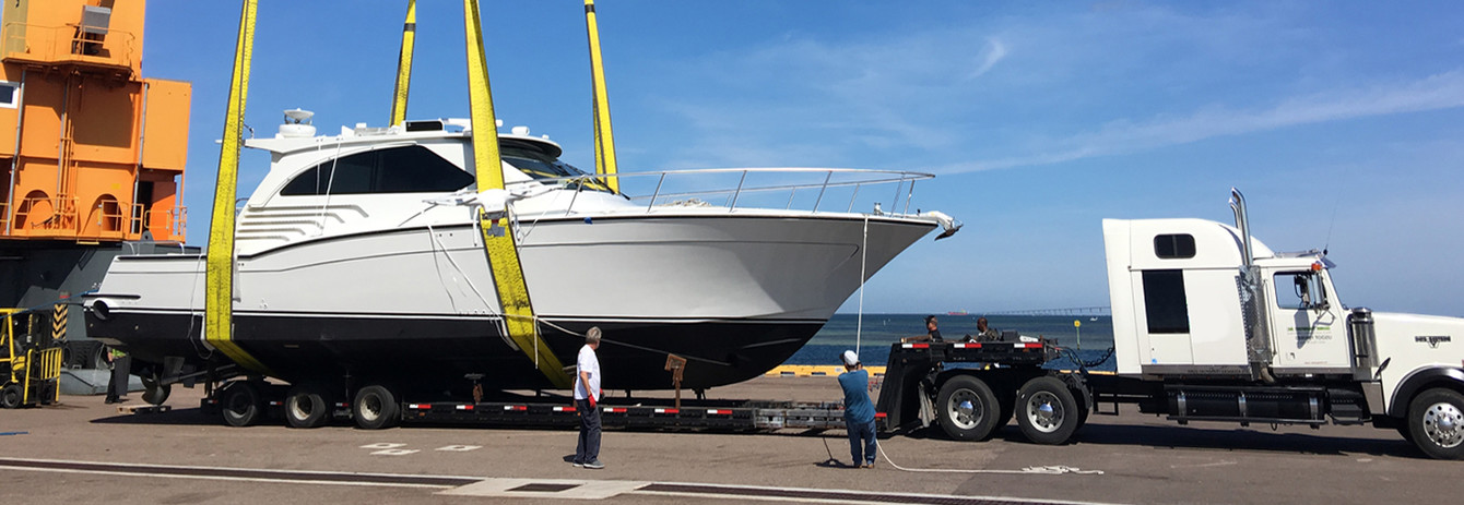 Wie organisiert man den Transport der Yacht?