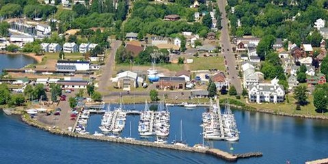 Apostle Island Marina