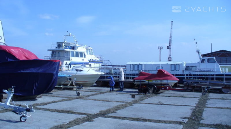 Yacht club. Berth "Marinkina"