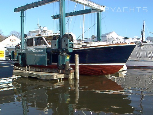 Brewer Dauntless Shipyard & Brewer Essex Island Marina