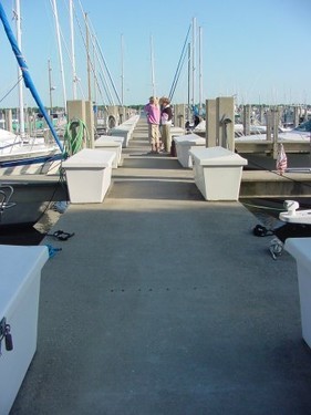 Anchorage Marina Yacht Club