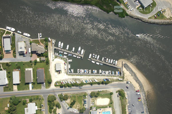 Lewes Yacht Club Marina