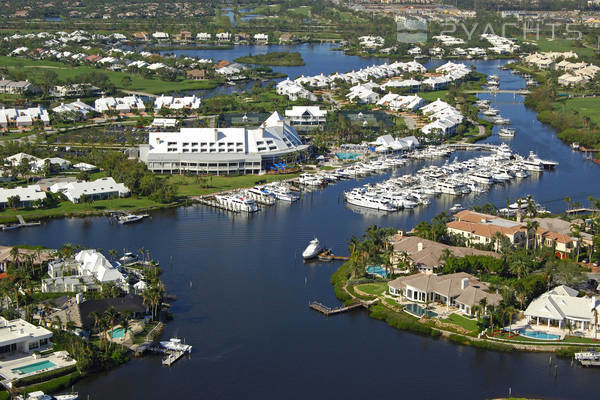 Admiral's Cove Marina