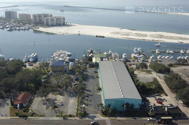 AJ's Seafood & Oyster Bar/AJ's High and Dry Marina