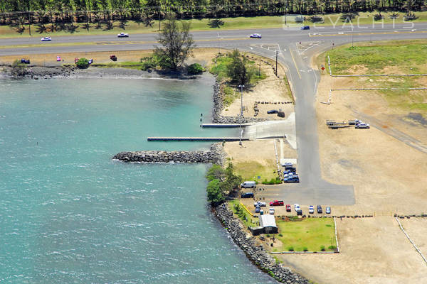 Kahului Harbor Park Ramp
