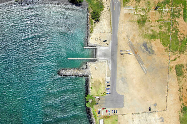 Kahului Harbor Park Ramp