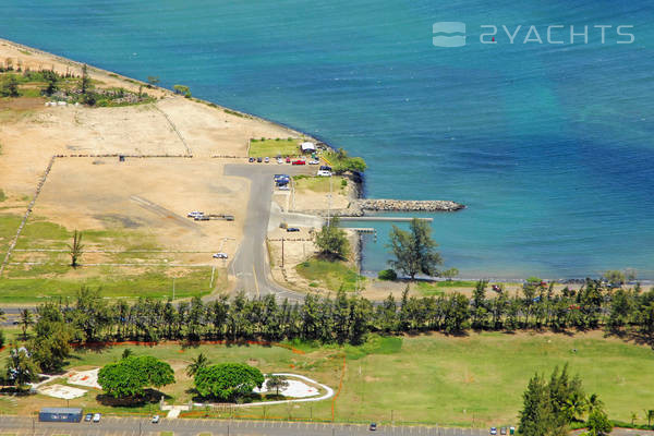 Kahului Harbor Park Ramp