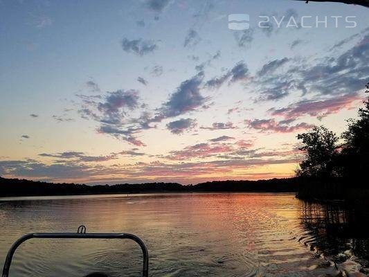 Raccoon Lake Boat Rental