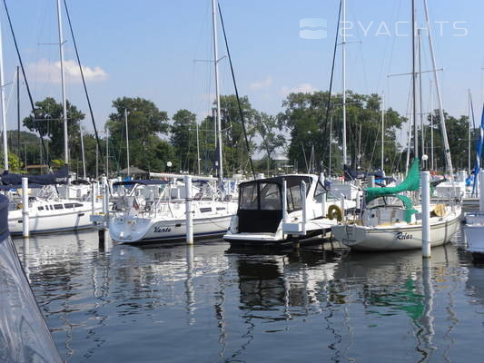 Washington Park Marina