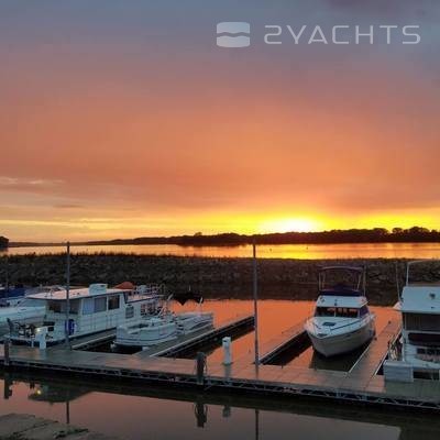 Bluff Harbor Marina