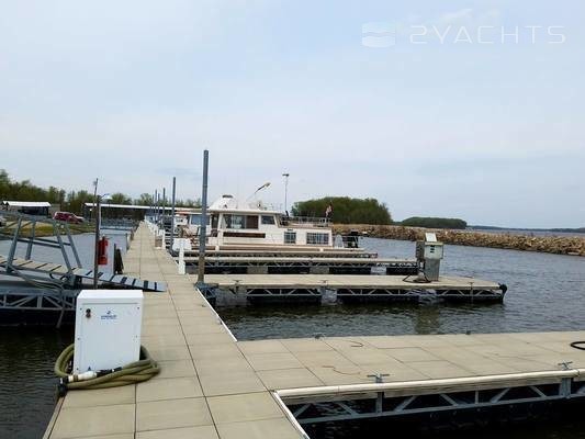 Bluff Harbor Marina