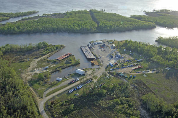 Talen's Marine & Fuel, Lake Arthur Dock