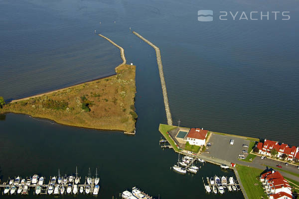 Castle Harbor Marina