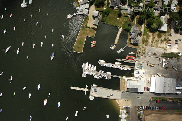 Barden's Boat Yard