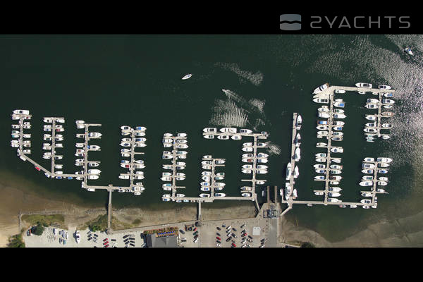 Bay Pointe Marina, a Suntex Marina