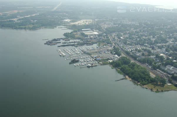 Tottenville Marina