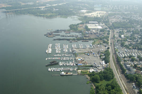 Tottenville Marina