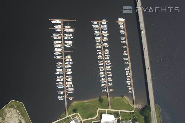 Bridge Pointe Marina