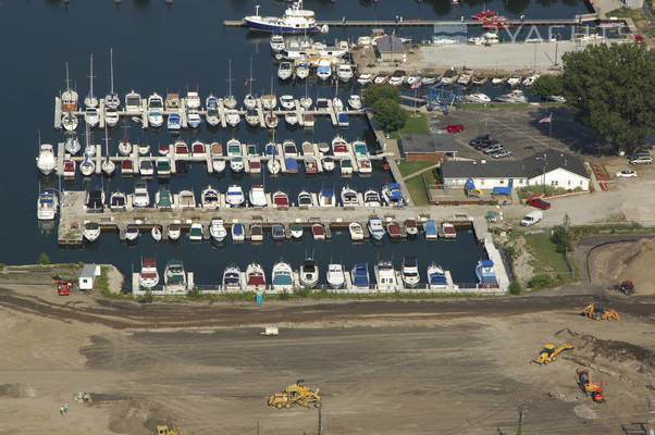 Presque Isle Yacht Club