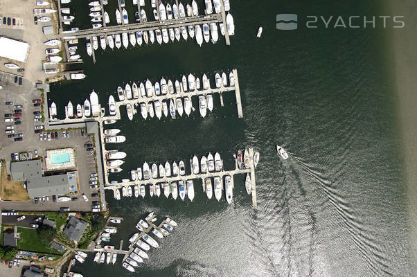 Belle Vue Yachting Center at Point Judith Marina