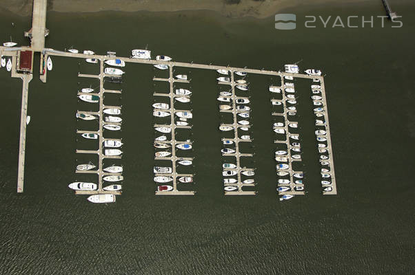 Skull Creek Marina