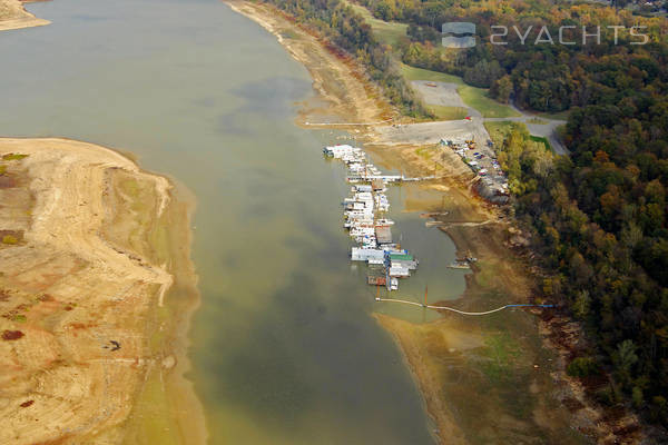 Riverside Park Marina