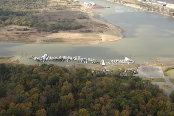 Riverside Park Marina