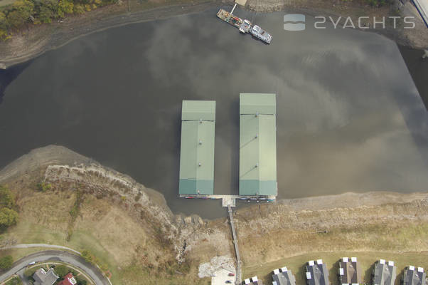 Mud Island Marina - Memphis Yacht Club
