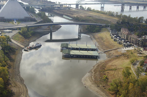 Mud Island Marina - Memphis Yacht Club