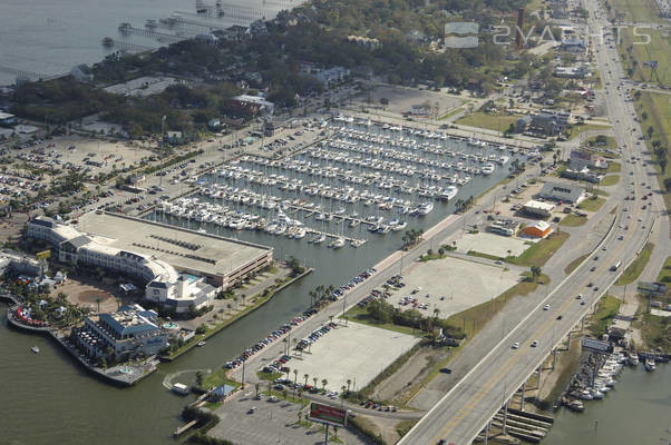 Kemah Boardwalk Marina