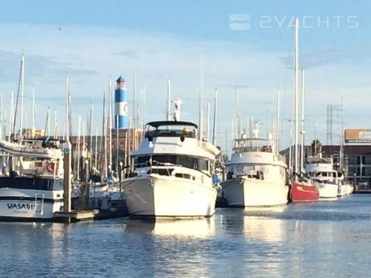 Kemah Boardwalk Marina