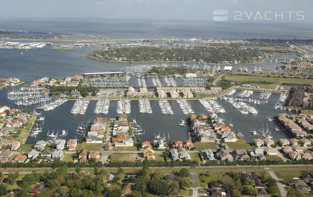 Waterford Harbor Yacht Club