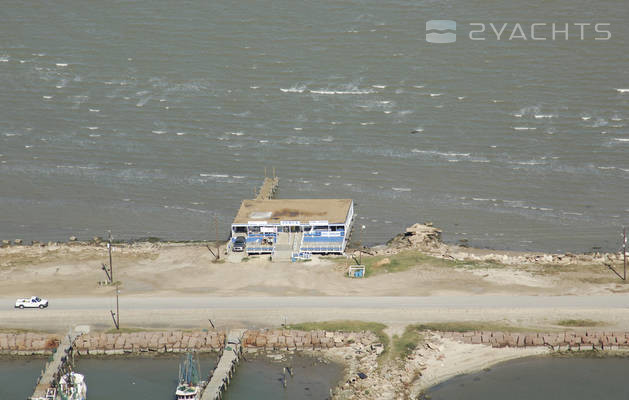 Curl's Bait Center