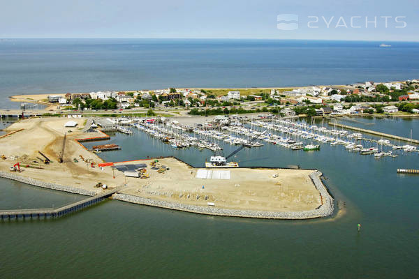 Willoughby Harbor Marina