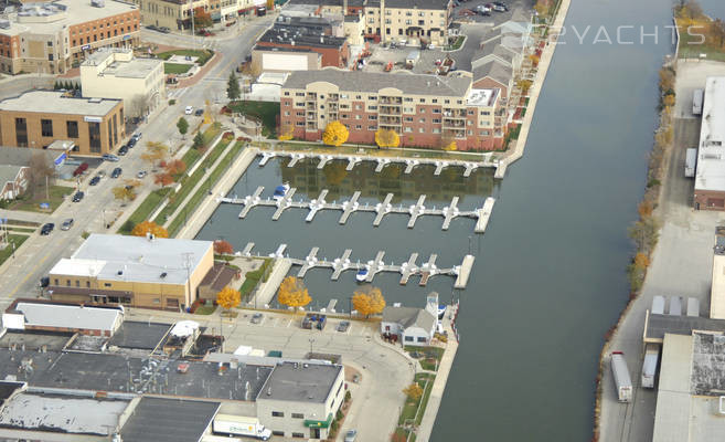 Menasha Marina