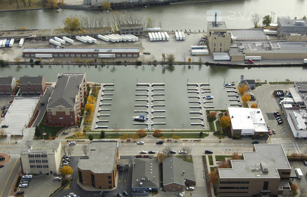 Menasha Marina