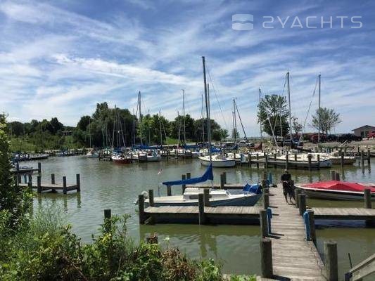 High Cliff State Park Marina