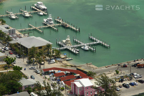 Sea Crest Hotel & Marina