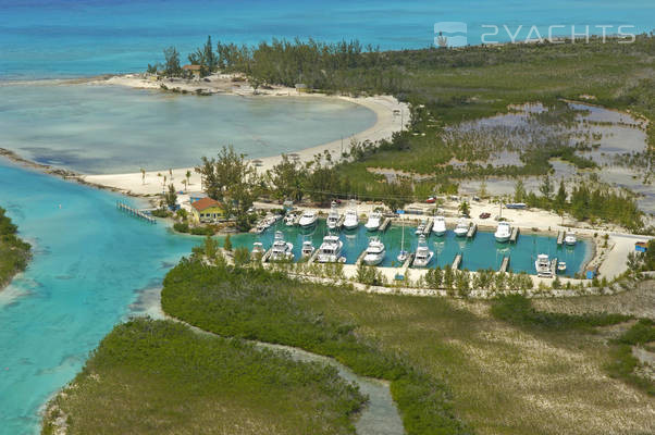 Hawk's Nest Resort & Marina