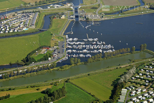 VVW Westhoek Sparrbekken Basin Marina