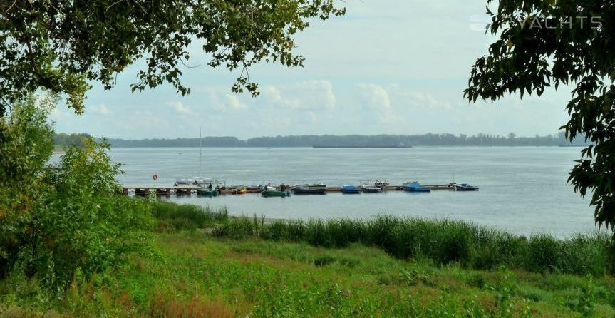 Boat station