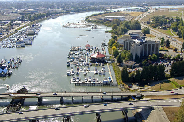 Pier 73 Marina