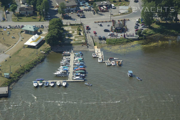 Venise-En-Quebec Marina