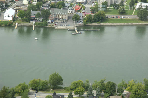 Beloeil Public Dock