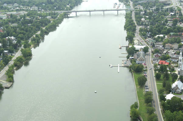 Beloeil Public Dock