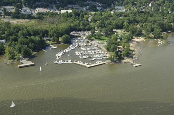 Hudson Yacht Club