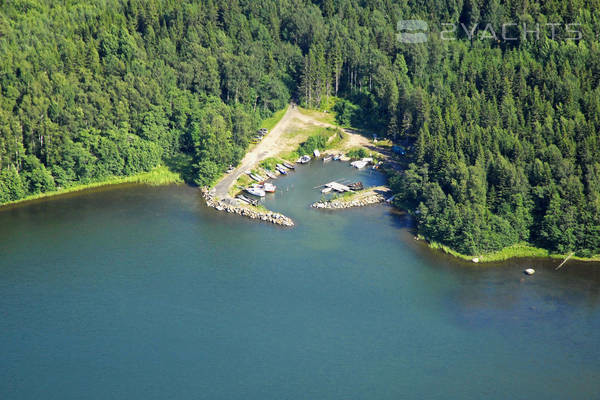 Anttoora Marina