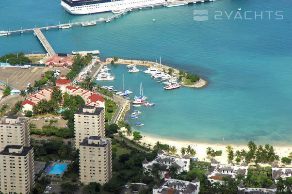 Yacht Harbor Marina