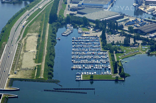 Yacht Harbor De Knar